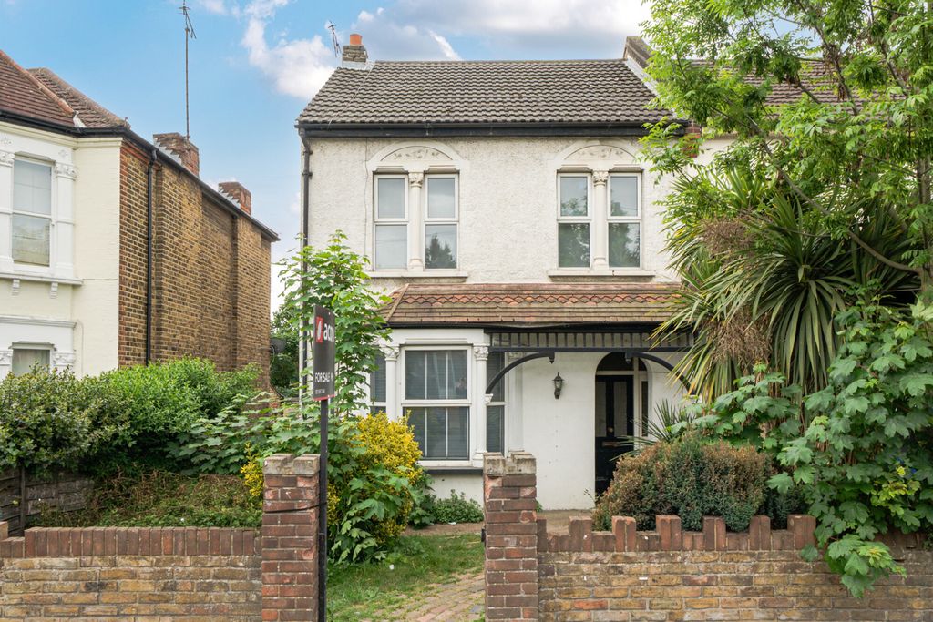 Property photo 1 of 13 1454237-13-69Fb6A...