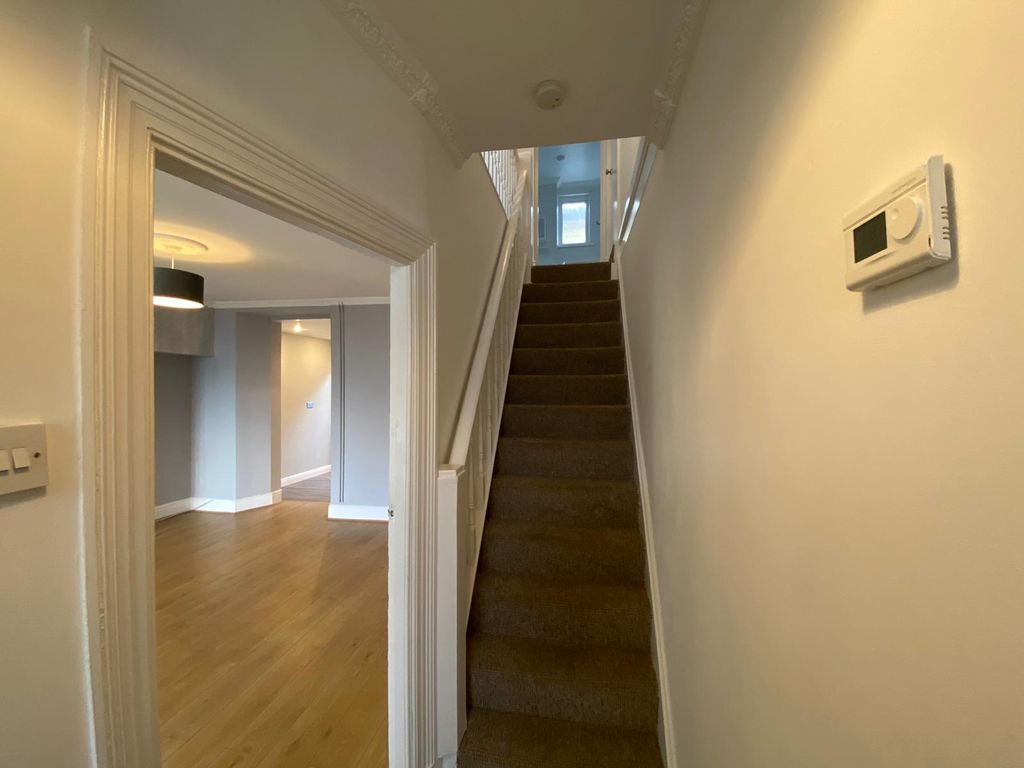 Property photo 2 of 13 Image