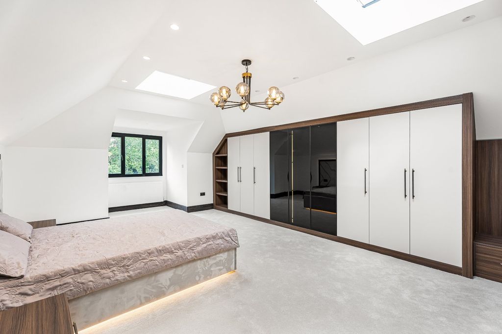 Additional image 23 of 5 bed detached house for salePipers Green Lane, Edgware HA8