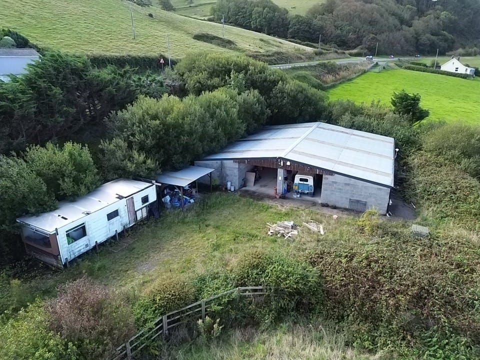 Property photo 2 of 32