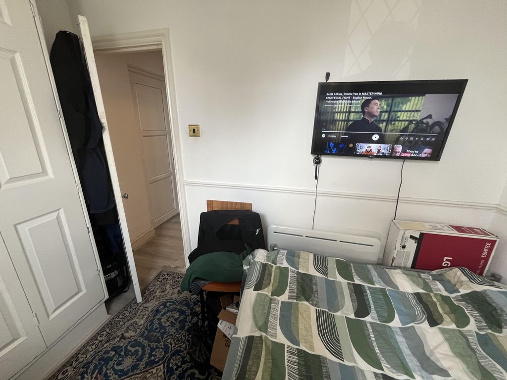 Property photo 3 of 12 Img_0073[1].Jpg