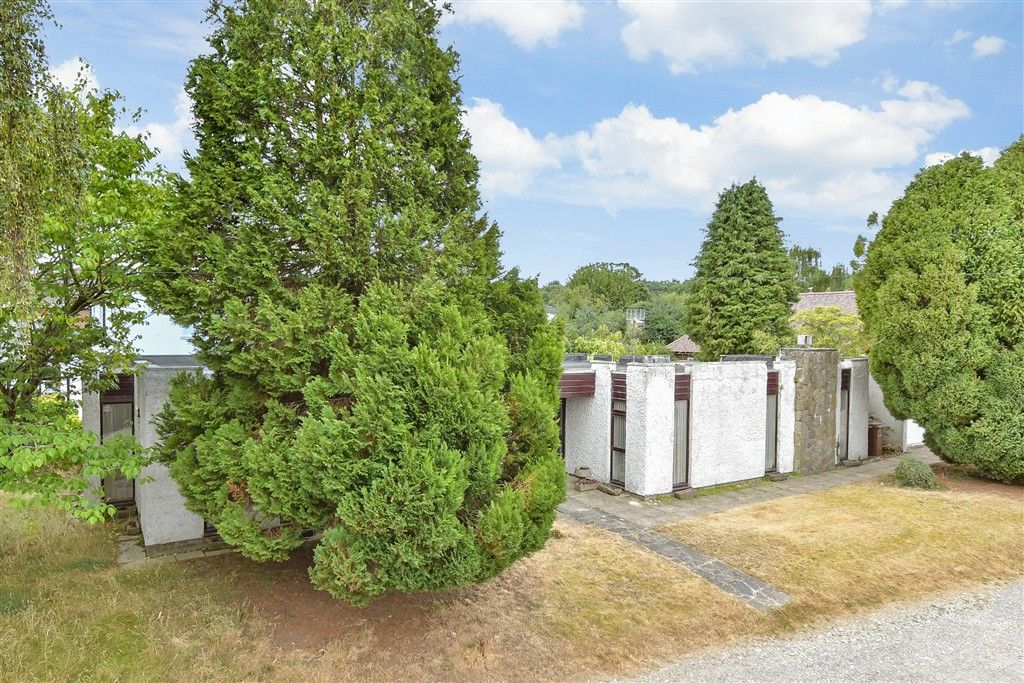 Property photo 1 of 8 External (Web)