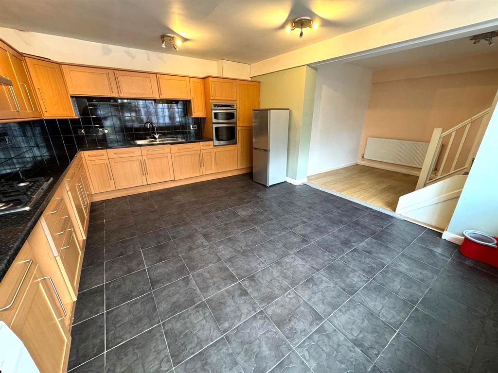 Property photo 3 of 15 Open Plan Kitchen/Sitting Room Pic 1