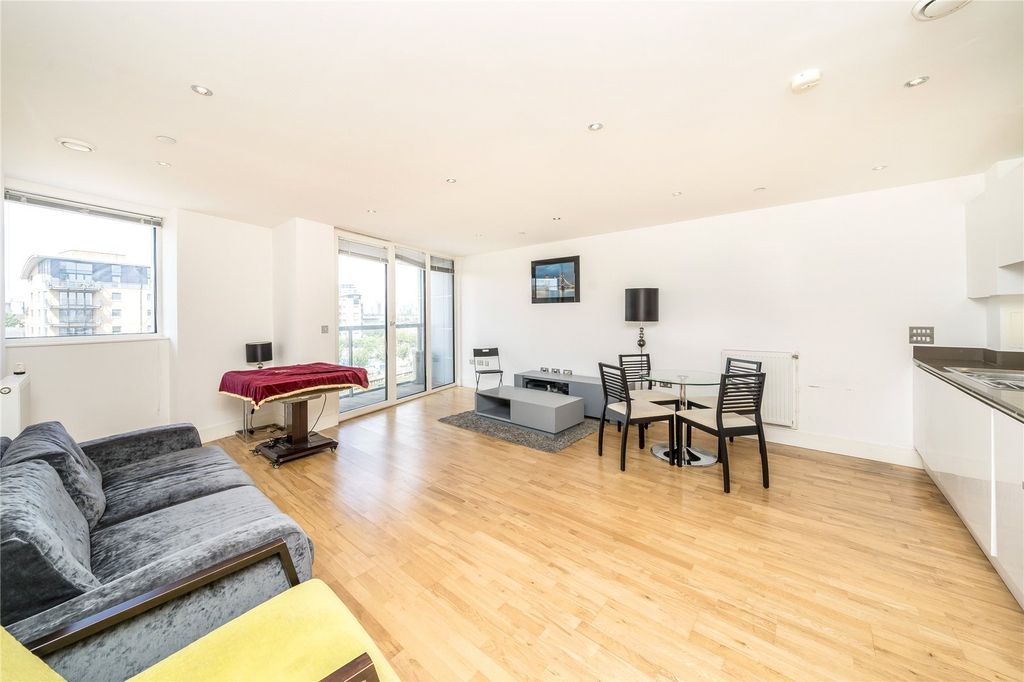 Property photo 1 of 15 Picture No. 11