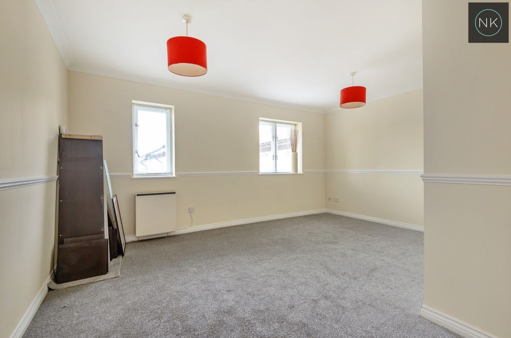 Property photo 2 of 15 5145422