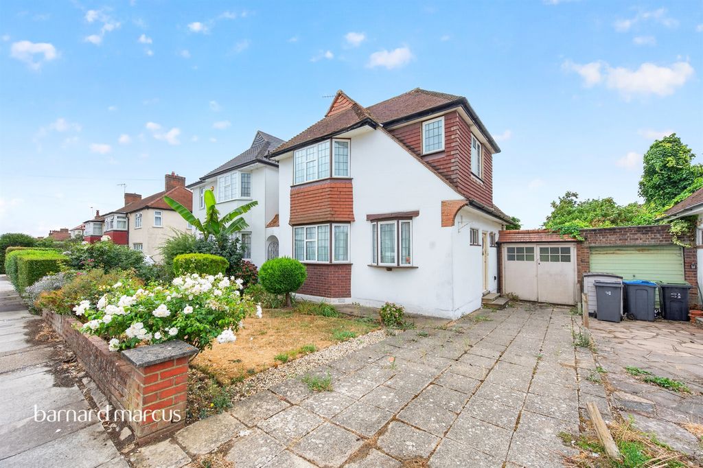 Property photo 1 of 19