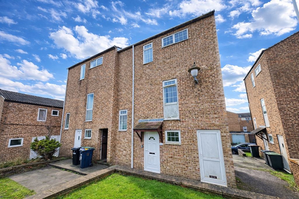 Property photo 1 of 15 4821880