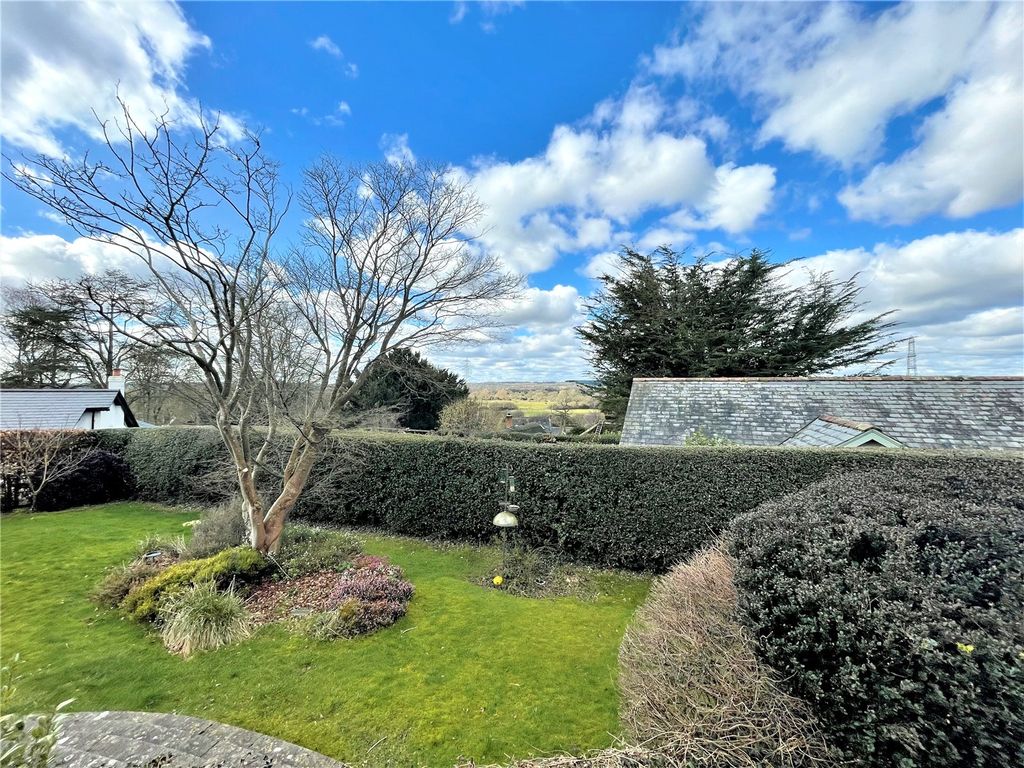 Property photo 2 of 16 Picture No. 41