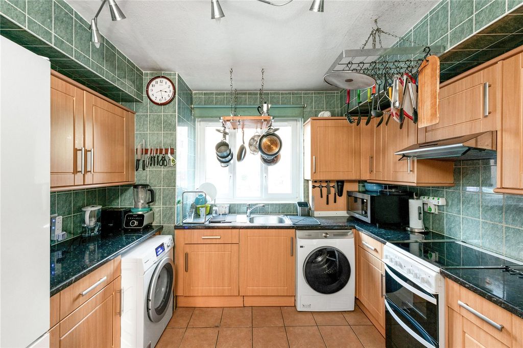 Property photo 3 of 12 Picture No. 19