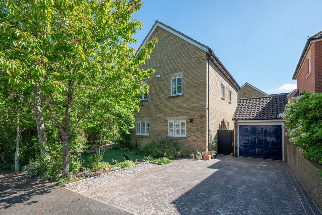 Property photo 1 of 19