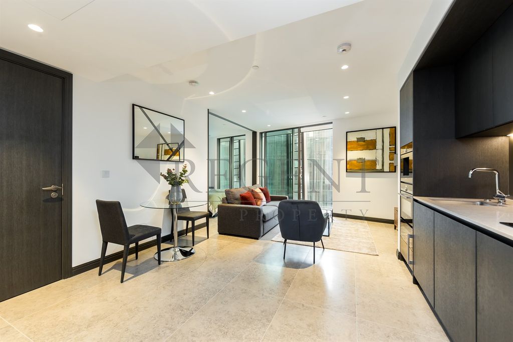 Property photo 1 of 17 Reception