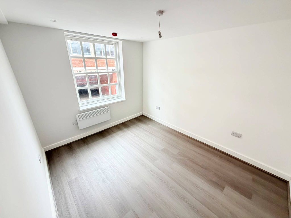 Property photo 1 of 4