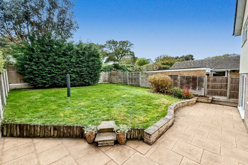 Property photo 2 of 30