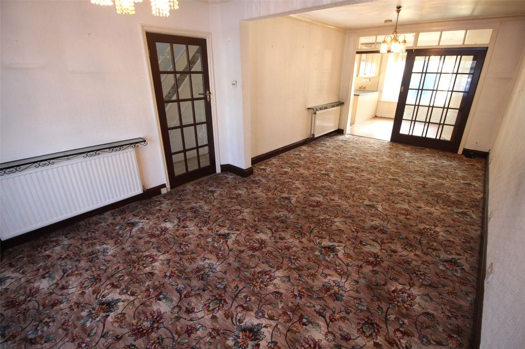 Property photo 3 of 12 Picture No. 05