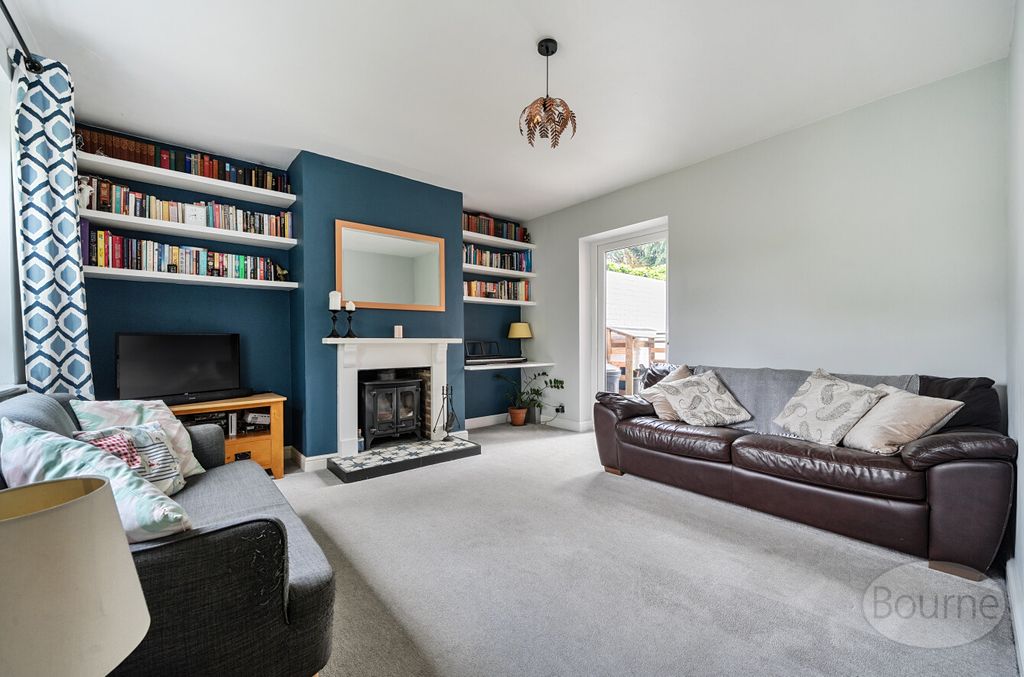 Property photo 3 of 21 80Ad39Af-8721-4d6...