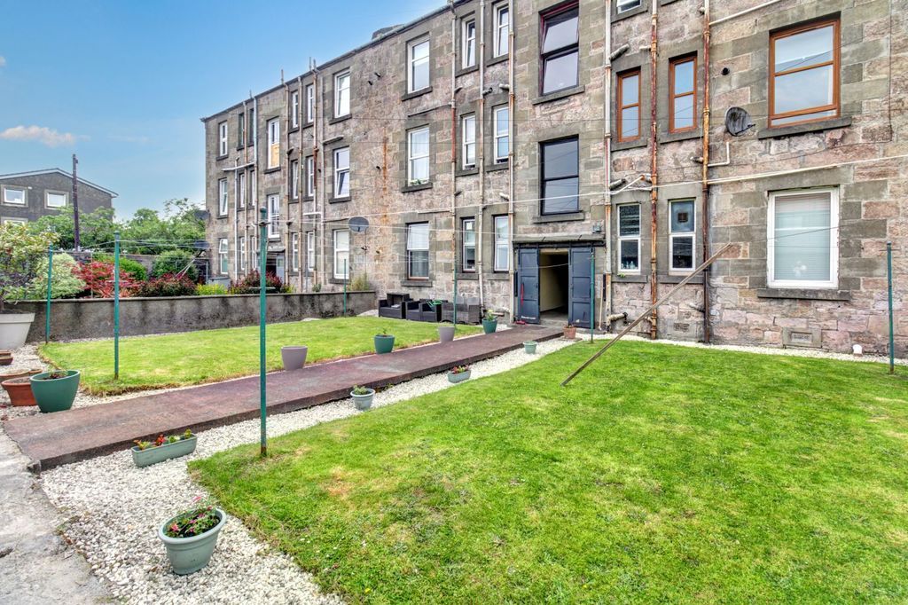 Additional image 21 of 2 bed flat for saleGlasgow Road, Dumbarton G82
