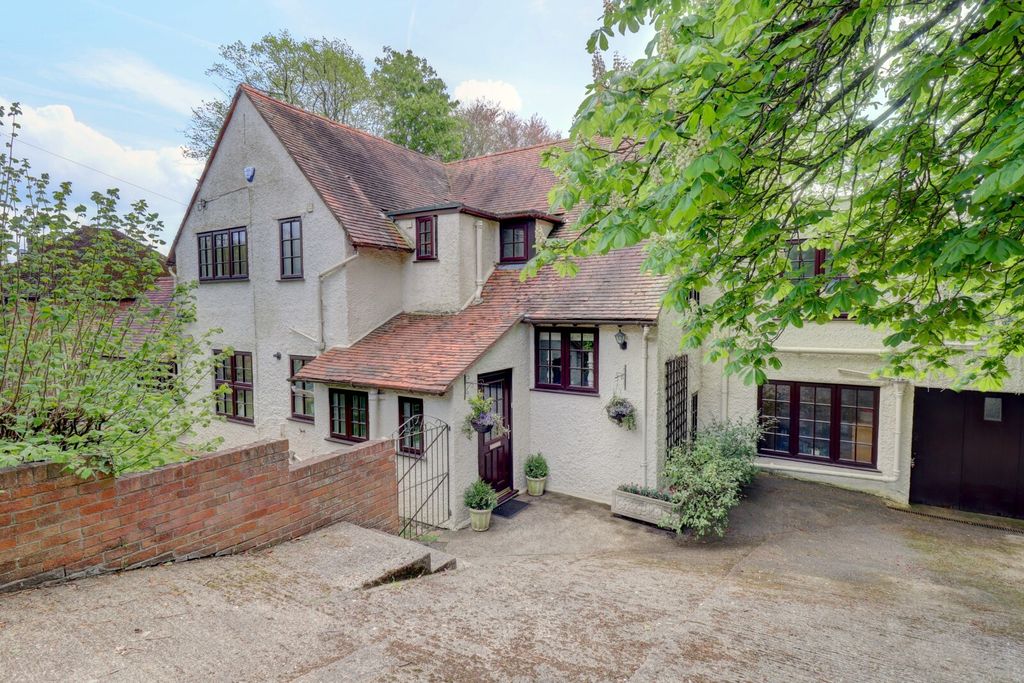 Property photo 1 of 27 Picture No. 32