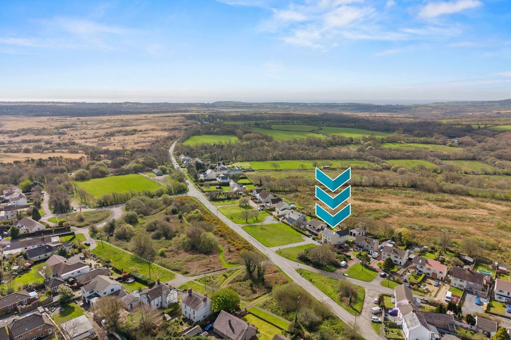 Property photo 3 of 34