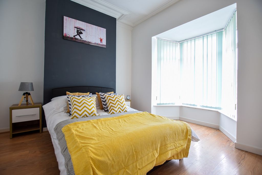 Property photo 1 of 4