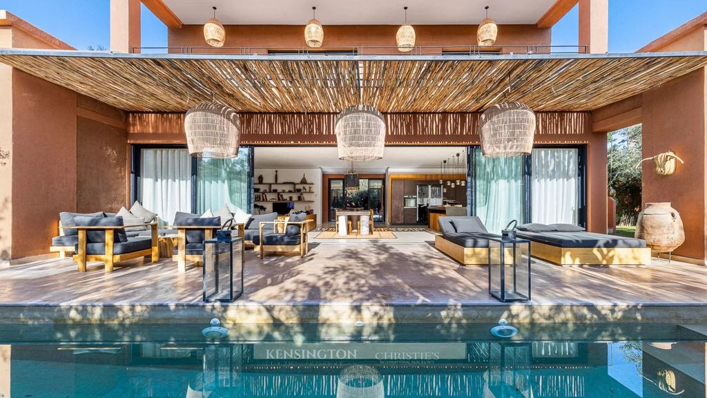 Property photo 2 of 29