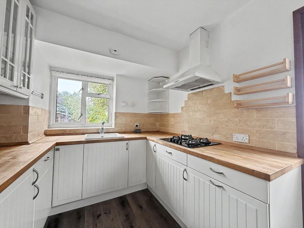 Property photo 2 of 11 Img_2119.Jpg