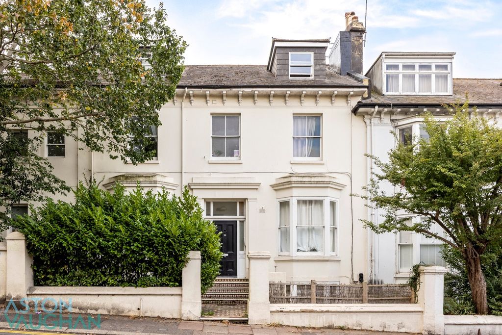 Property photo 1 of 15 5521270