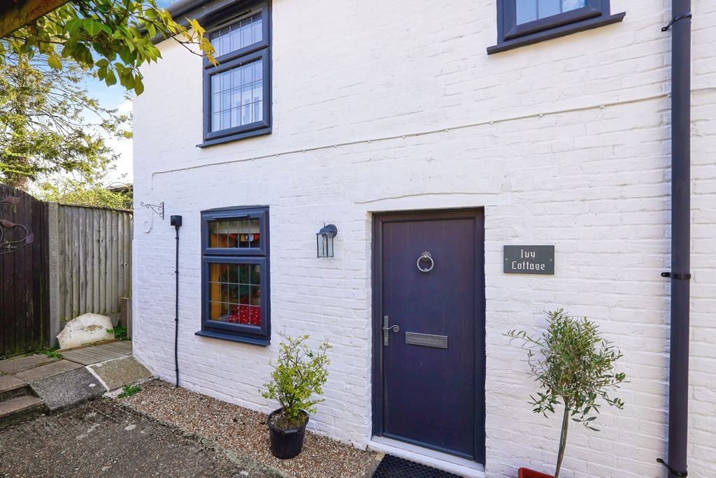 Property photo 1 of 17 Pbox-Img.Jpg