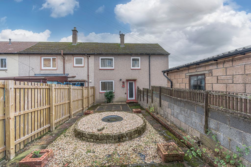 Property photo 3 of 30