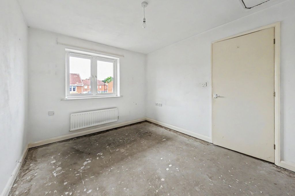 Property photo 3 of 13 47 Tonbridge Avenue, North Shields, Tyne And Wear, Ne29 7Qr