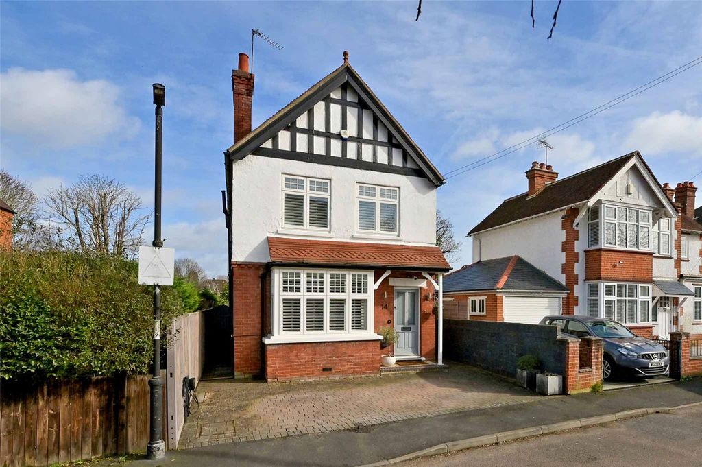 Property photo 2 of 19 Front