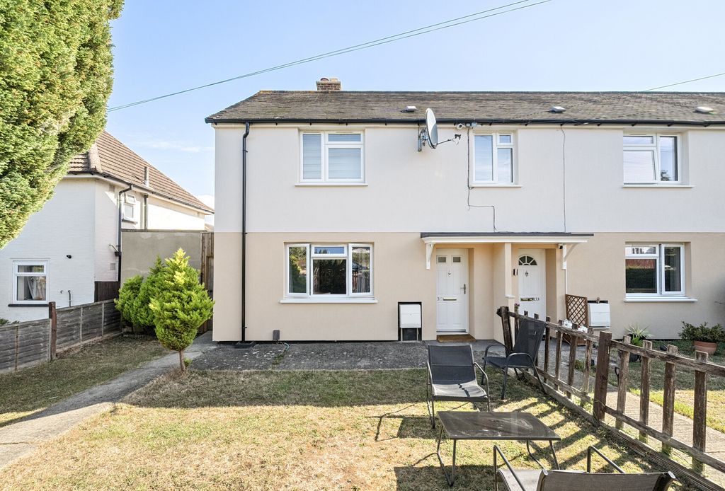 Property photo 1 of 8 1324199-2-687765d...