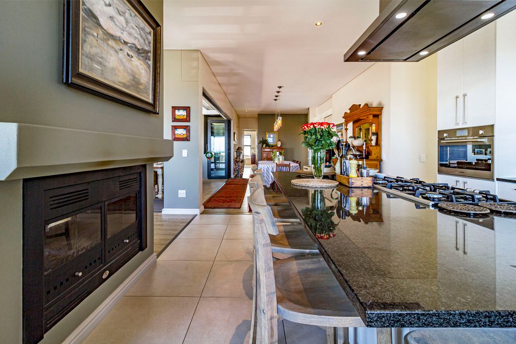 Property photo 1 of 66