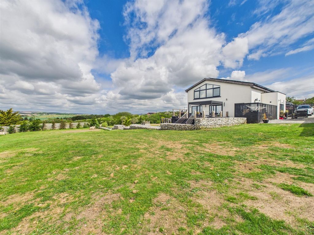 Additional image 26 of 5 bed property for saleChene Road, Peacehaven BN10