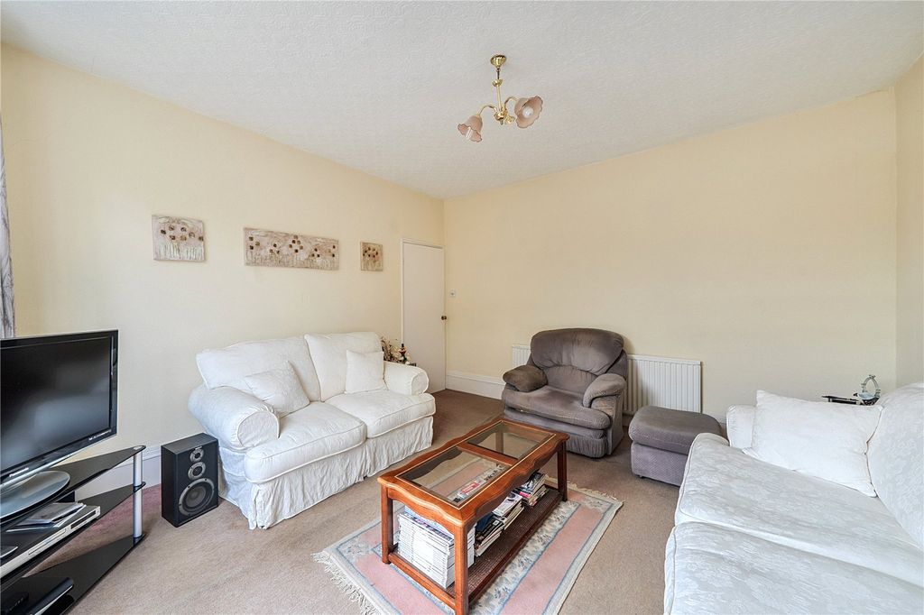 Property photo 3 of 12 Picture No. 14