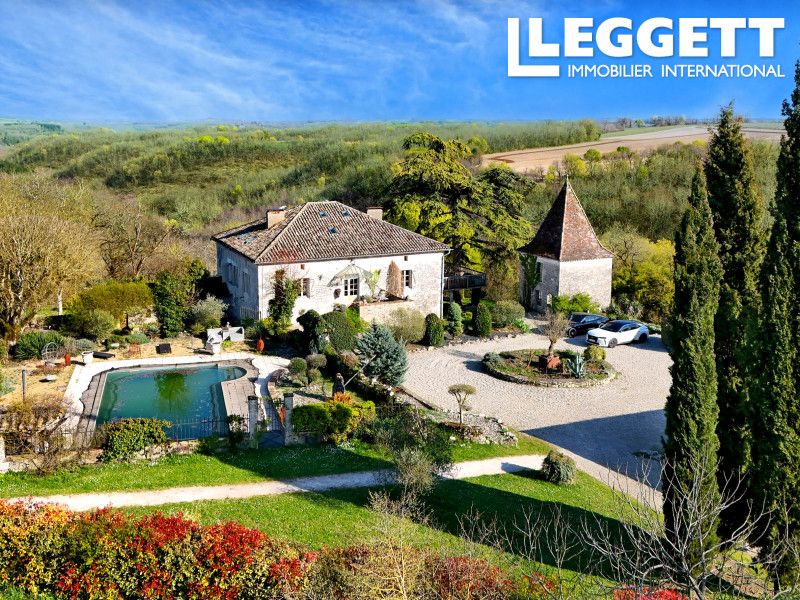 Property photo 2 of 10