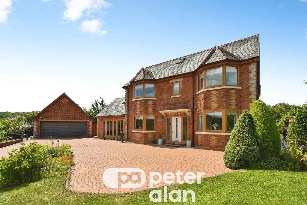 Property photo 2 of 37