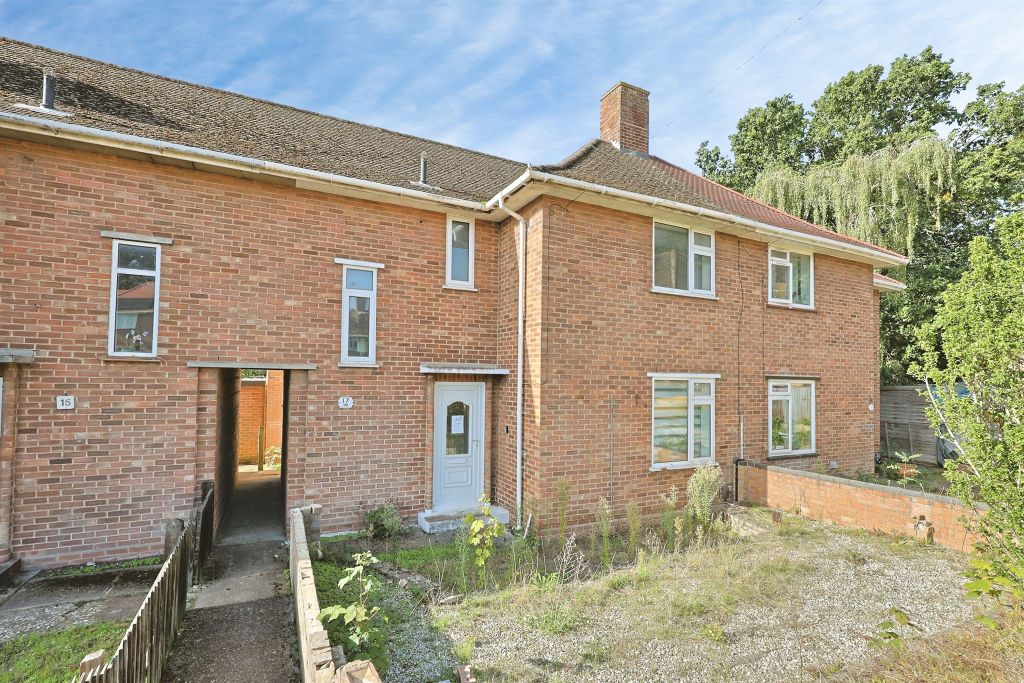 Property photo 1 of 18