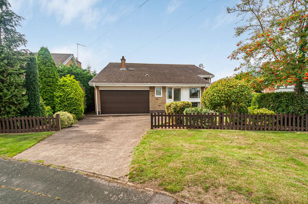 Property photo 1 of 21