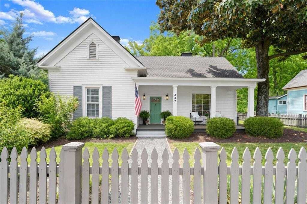 Property photo 1 of 31
