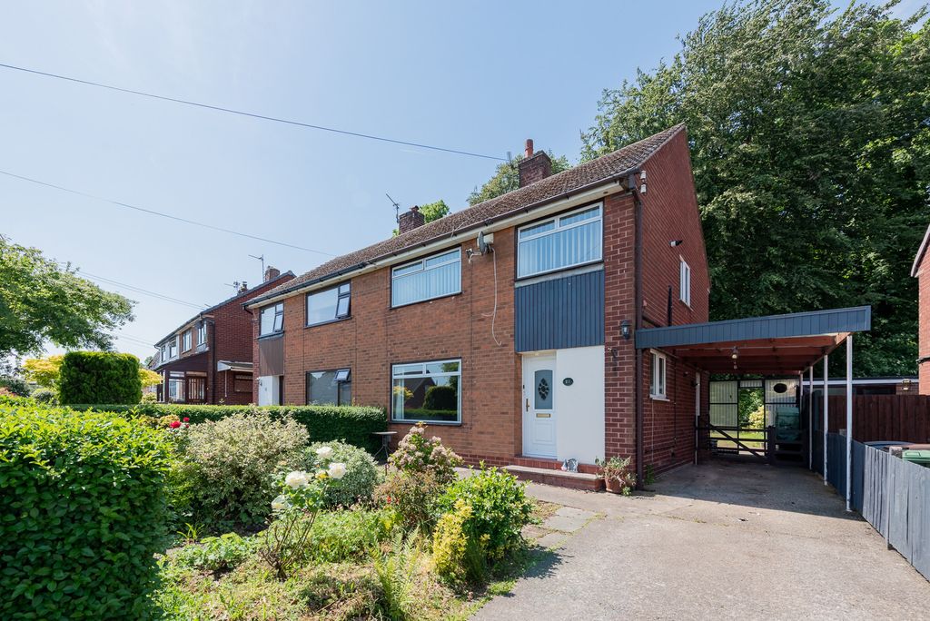 Property photo 1 of 18