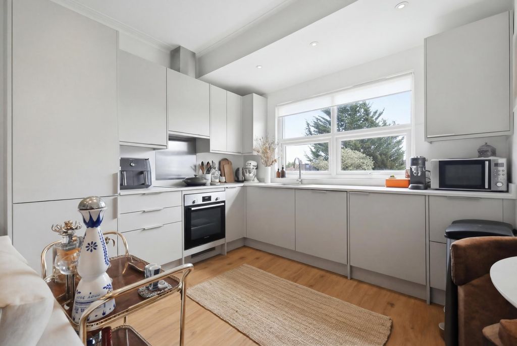 Property photo 3 of 15 Open-Plan Kitchen