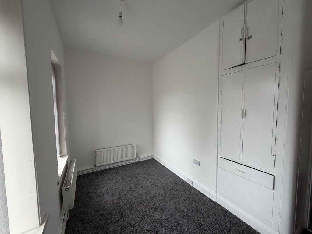 Property photo 2 of 15 Bedroom 1