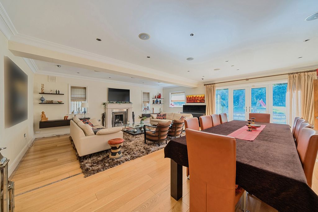 Property photo 3 of 18 21-2-1295864-4-68...