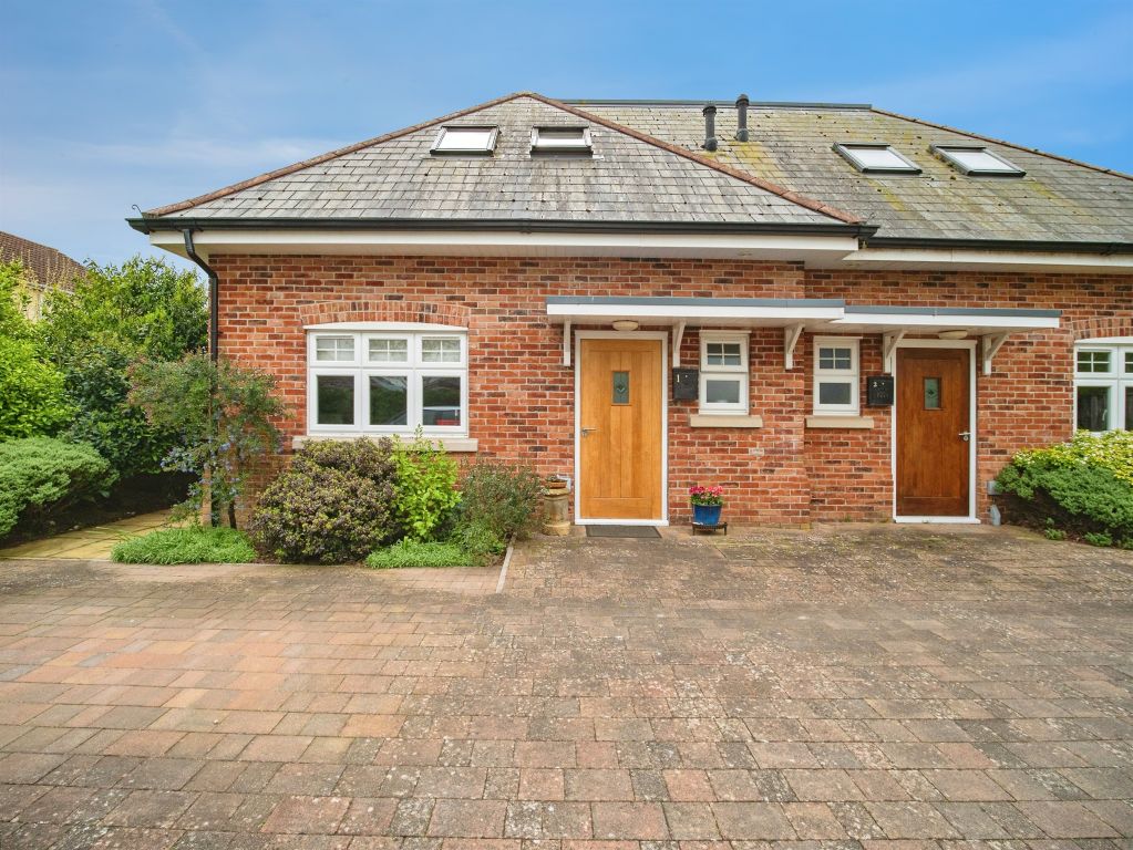 Property photo 1 of 40