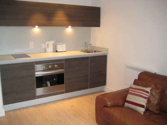 Property photo 2 of 6 Kitchen