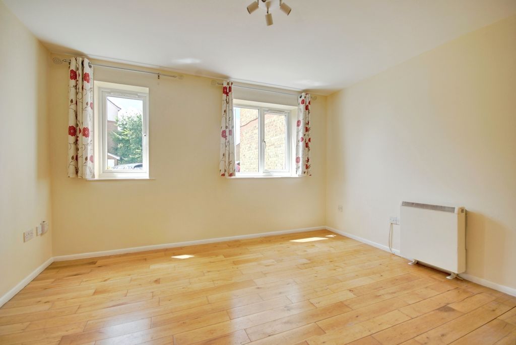 Property photo 3 of 5 Pbox-Img.Jpg