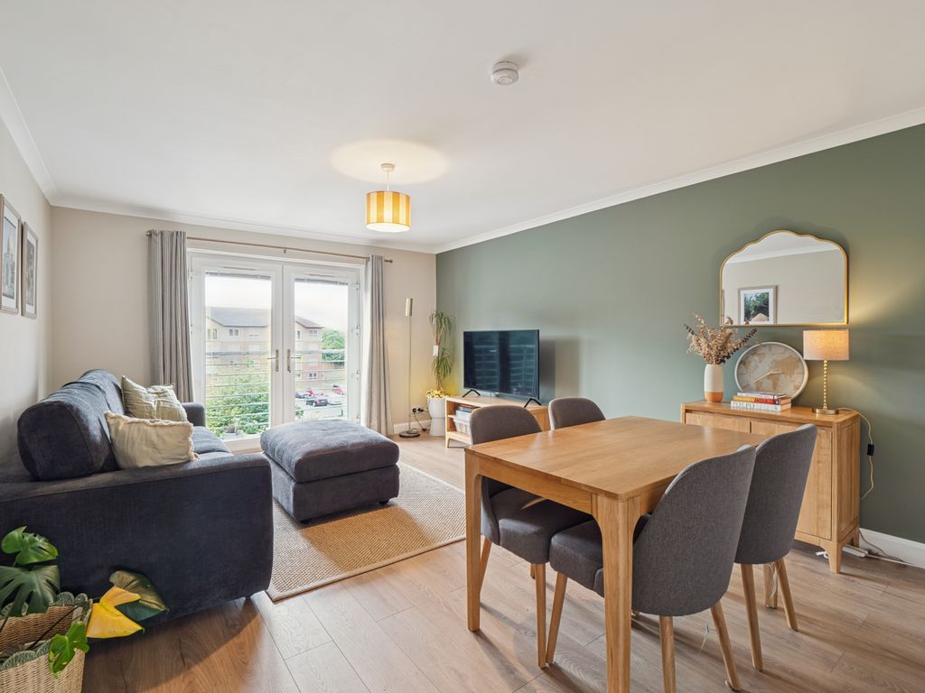Property photo 2 of 34 2