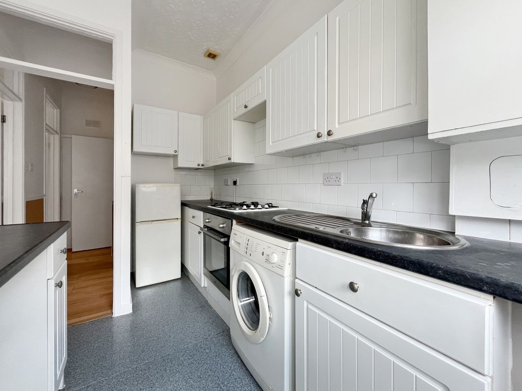 Property photo 3 of 10 Picture No. 07