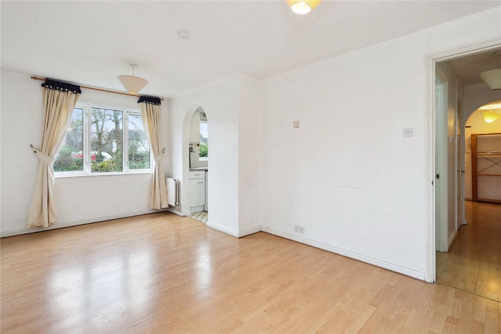 Property photo 2 of 9 Picture No. 03