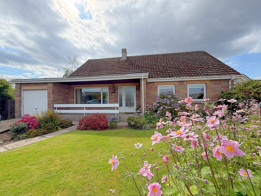 Property photo 1 of 22